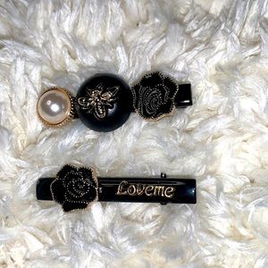 New Pearl & black Hair Clips with bee and flower details. Set of 2